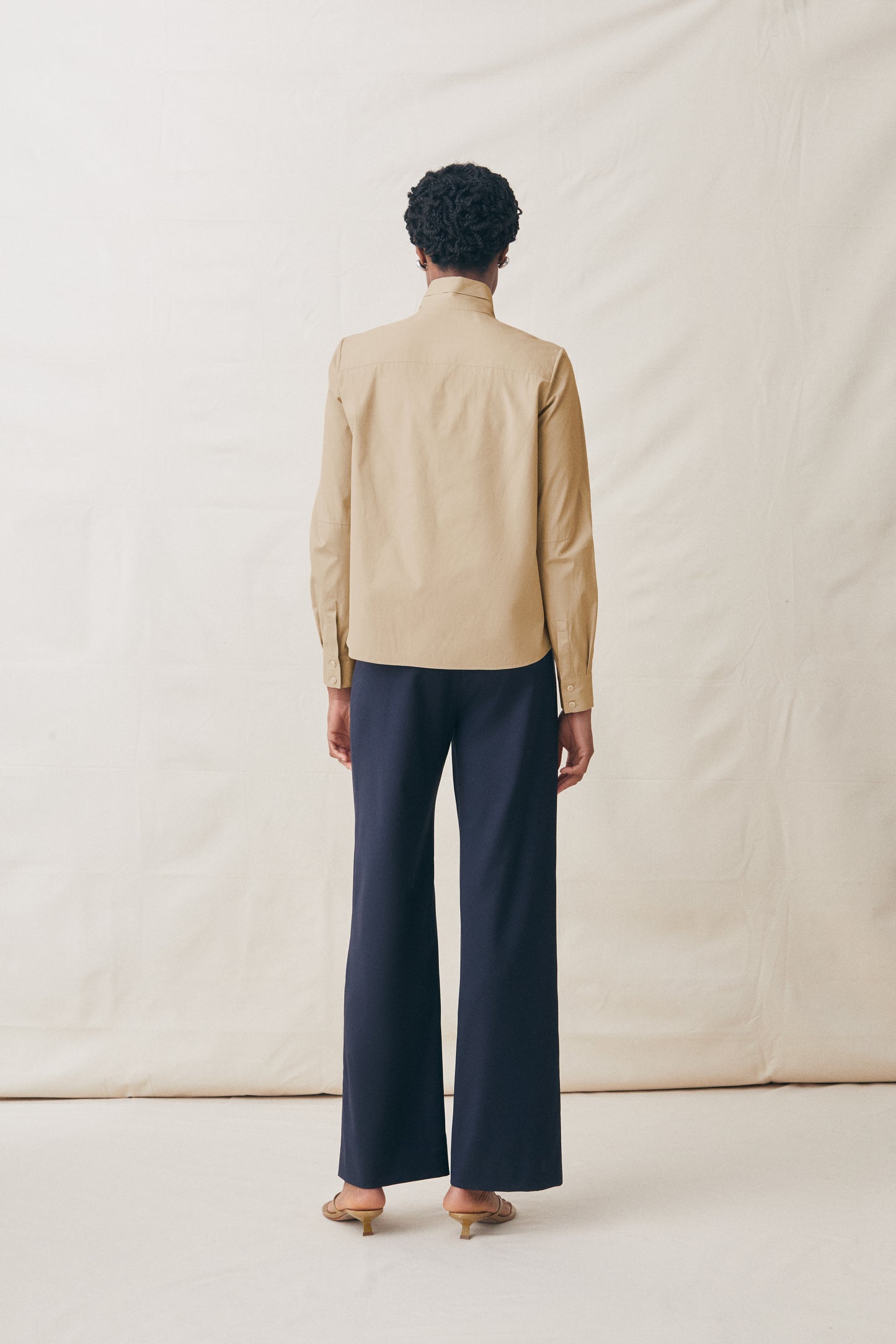 Cummerbund Collar Button Up in Blue